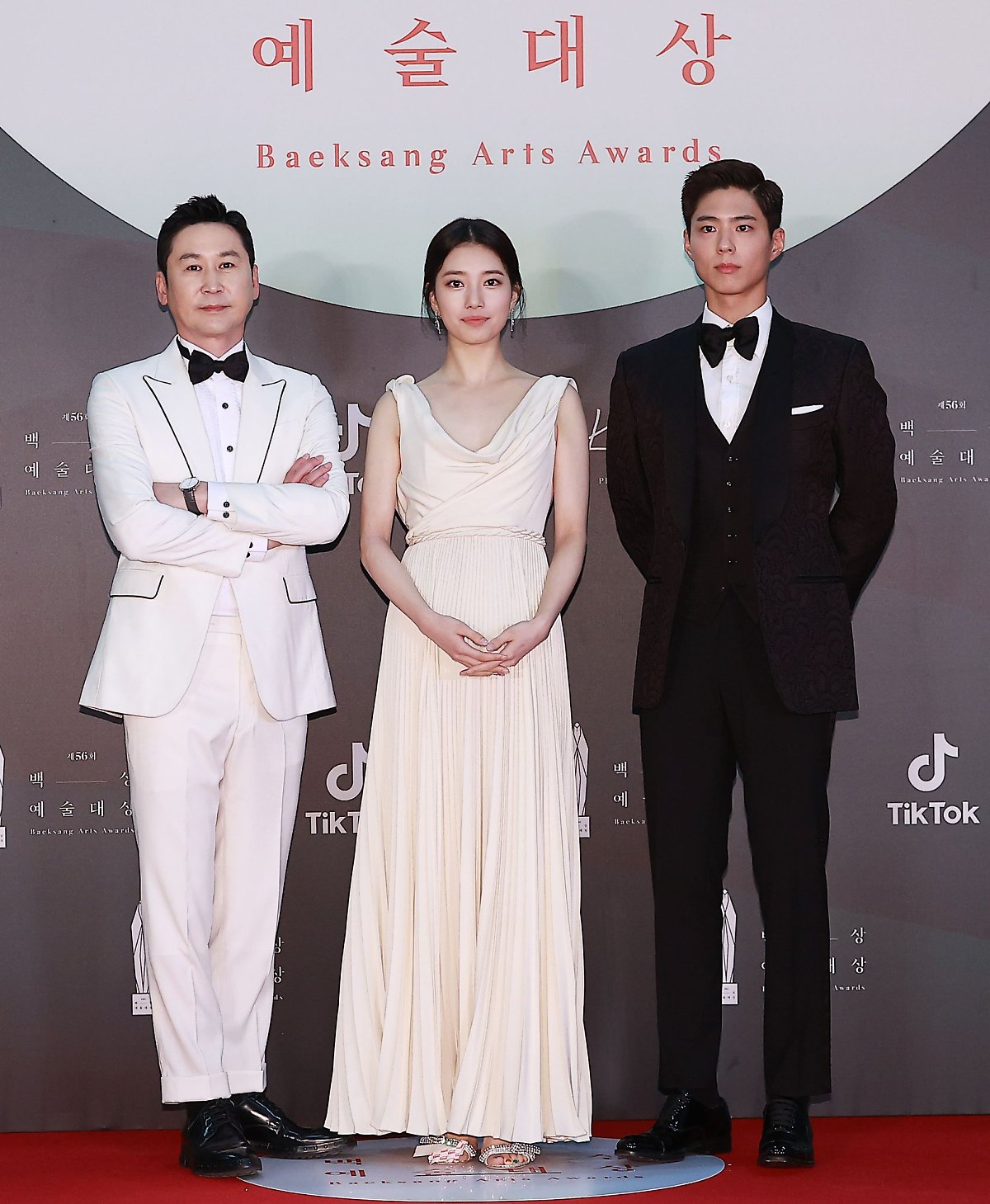 Suzy Angela Baby đụng hàng - Ảnh 5. Suzy Angela Baby đụng hàng - Ảnh 5.