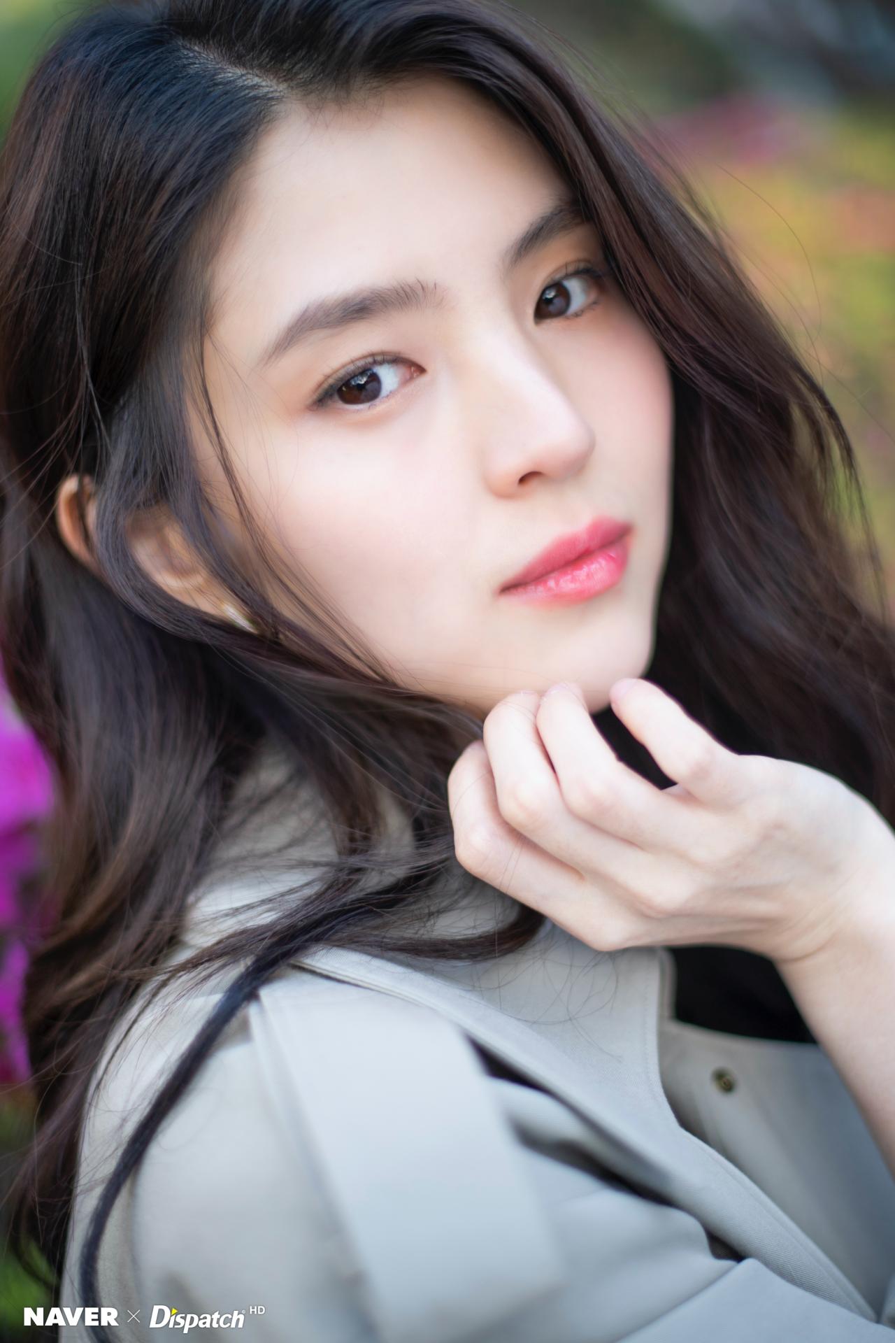 Han So Hee kém sắc Xinh như mộng nhưng Han So Hee vẫn tự đánh tụt điểm nhan sắc vì makeup sai lầm - Ảnh 10. Han So Hee kém sắc Xinh như mộng nhưng Han So Hee vẫn tự đánh tụt điểm nhan sắc vì makeup sai lầm - Ảnh 10.